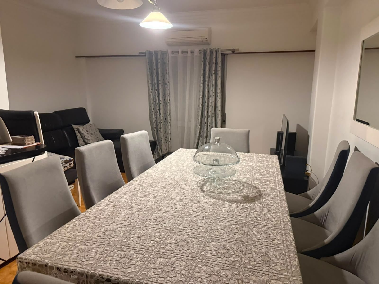Apartamento T2 mobilado junto ao Metro de Odivelas